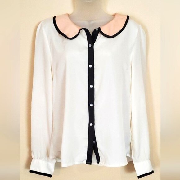 Forever 21 Tops - Stylish Forever 21 Button Down Shirt L